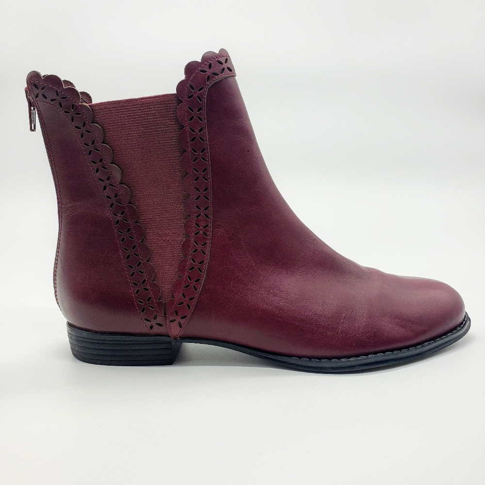 Isaac Mizrahi Live Tryst leather booties sz 8.5